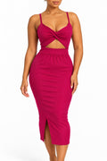 Robe midi moulante fuchsia à décolleté torsadé