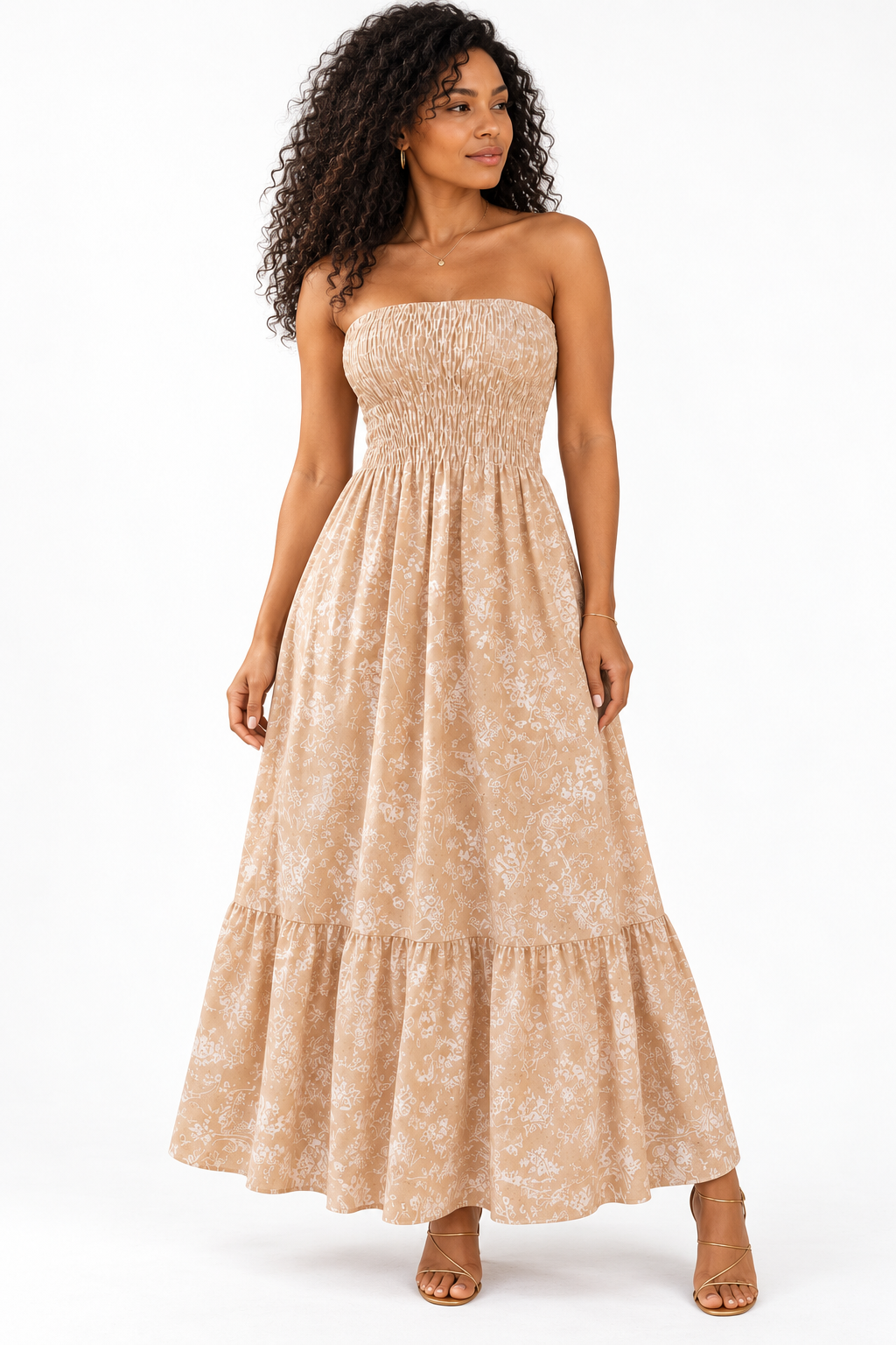 Robe longue bustier imprimée à jupe évasée — Beige — studio fond blanc
