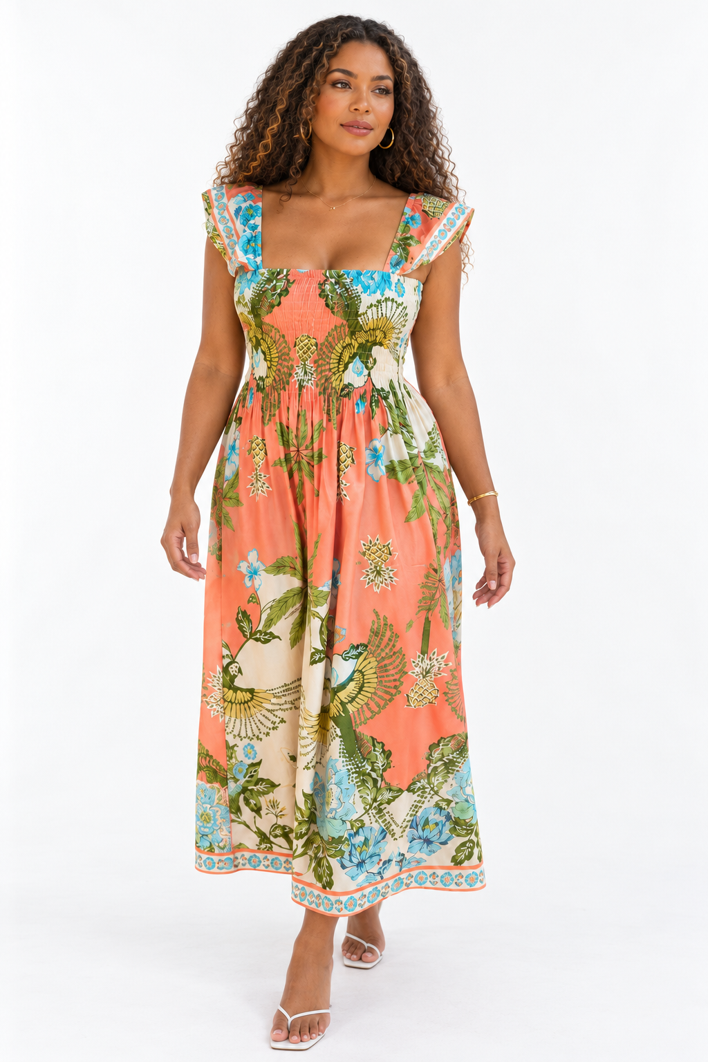 Robe longue imprimée à bretelles volantées — Multicolore — studio fond blanc