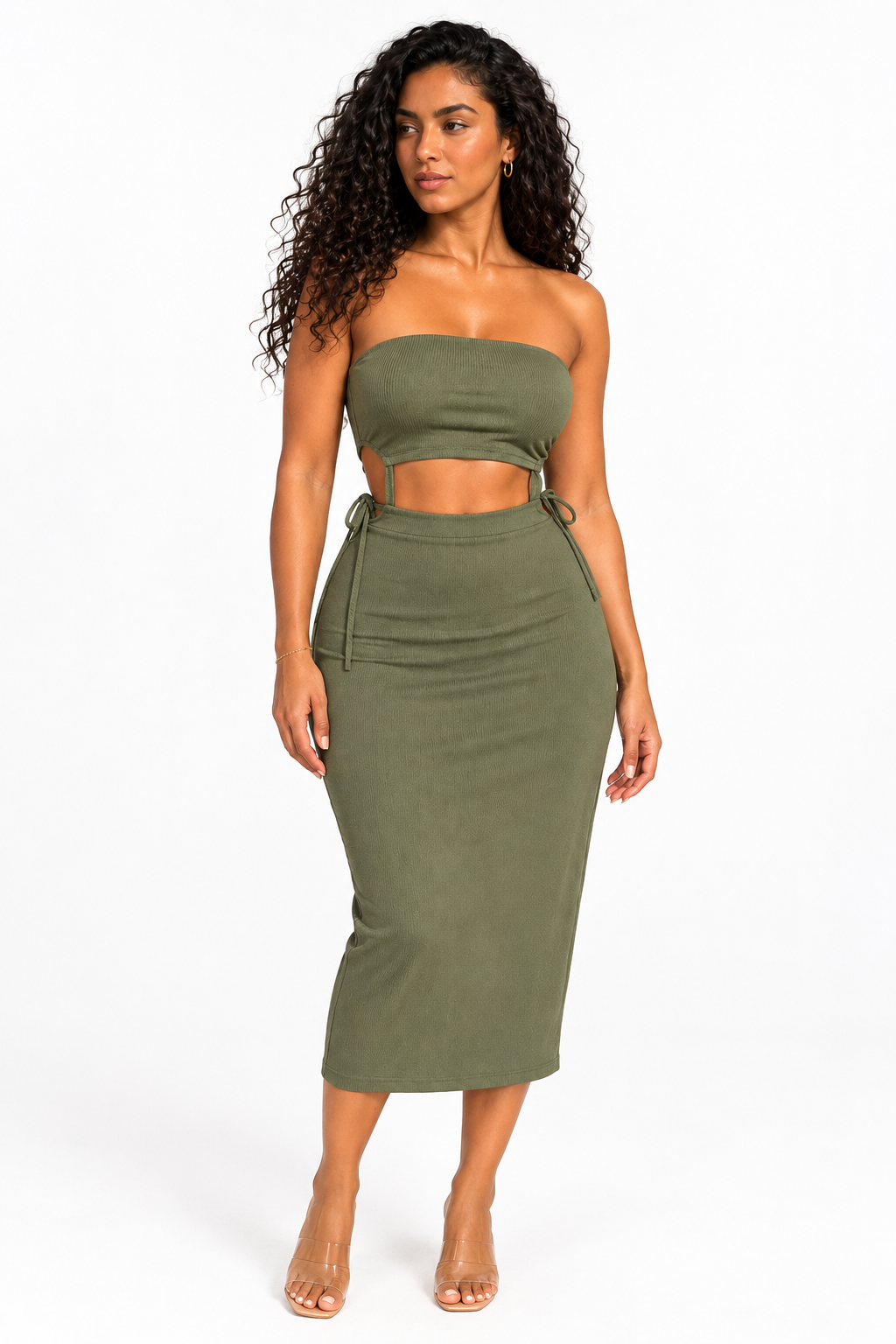 Ensemble côtelé crop top et jupe midi ajustable — Vert — studio fond blanc